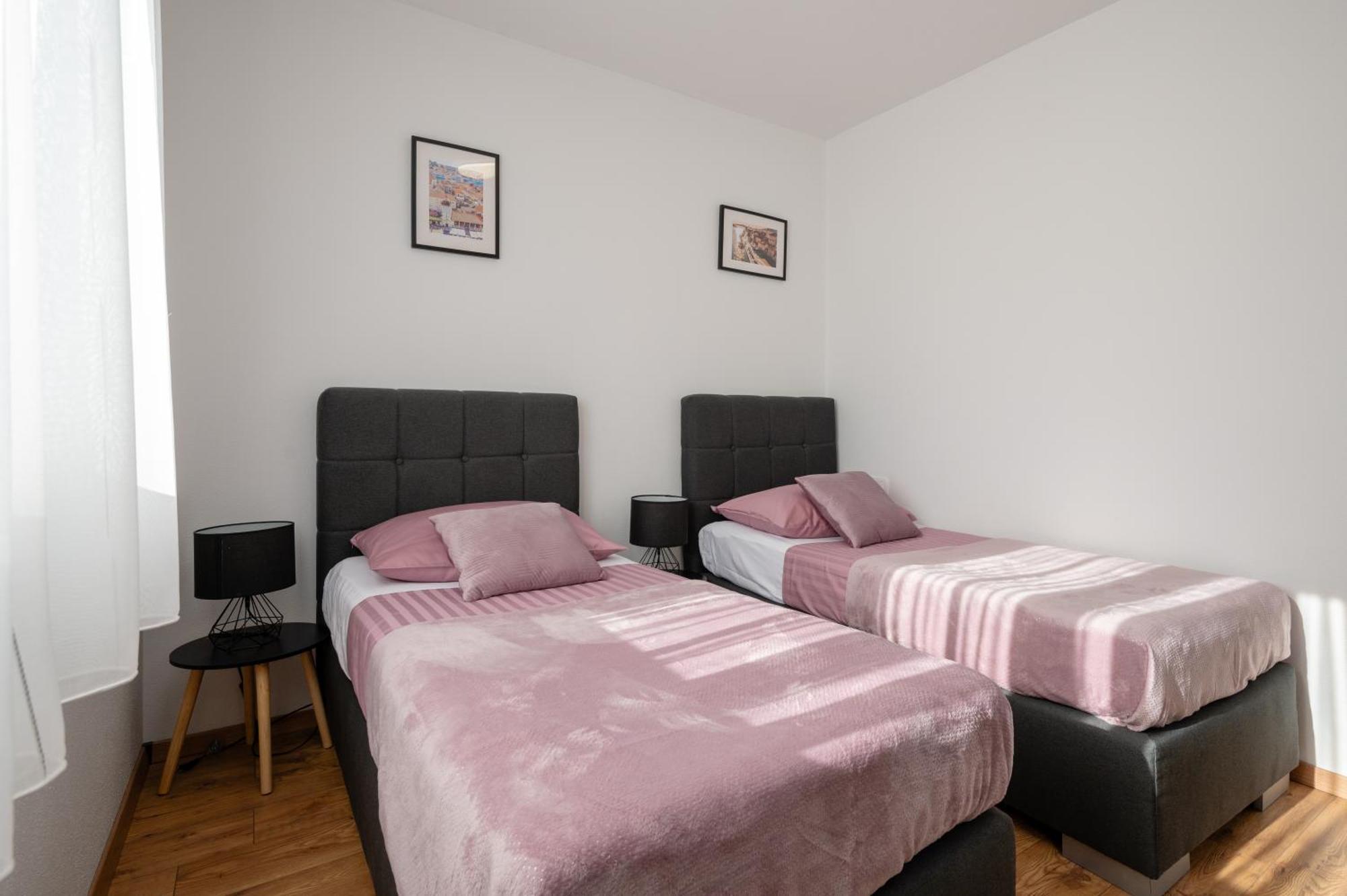 Apartment Ivi トロギール エクステリア 写真
